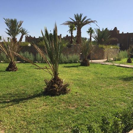 Отель Kasbah Meteorites Imi n'Ouzrou Экстерьер фото
