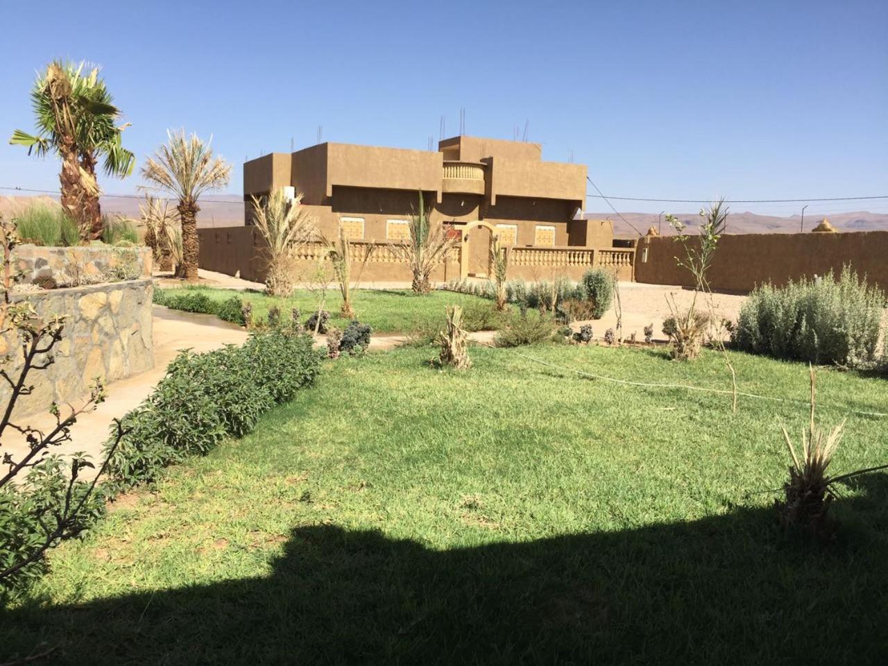Отель Kasbah Meteorites Imi n'Ouzrou Экстерьер фото